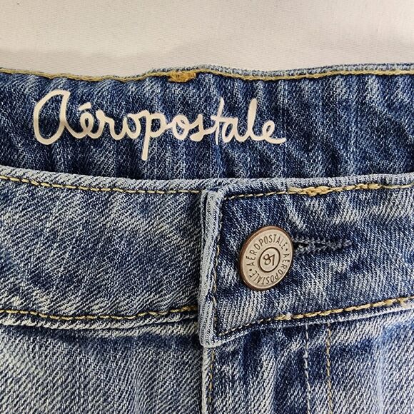 Aeropostale Womens Shorts Sz 12 Boyfriend Blue Destroyed Denim Cuffed 4.5 Inseam - Picture 7 of 11